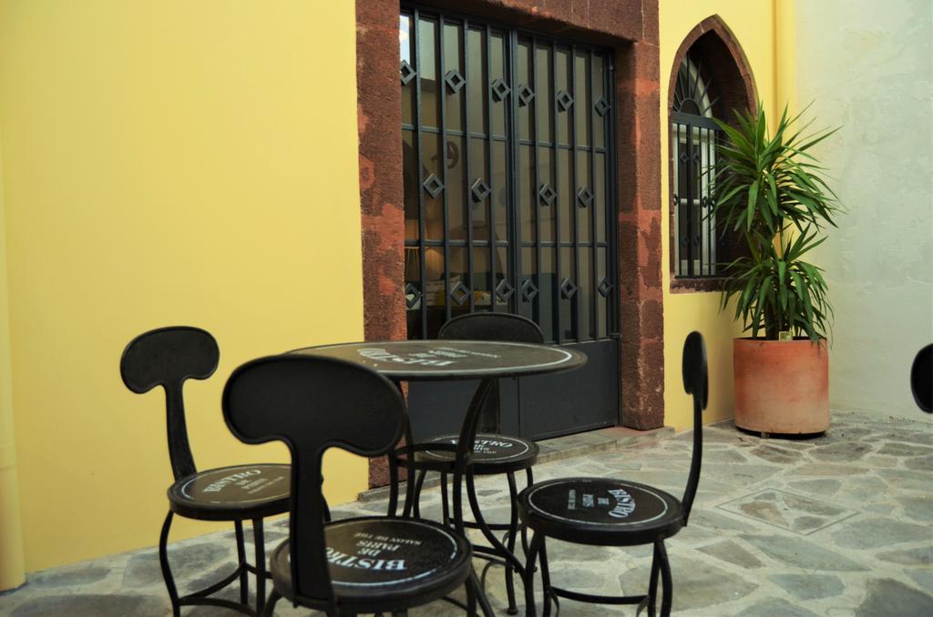 Studios Funchal By Petit Hotels מראה חיצוני תמונה