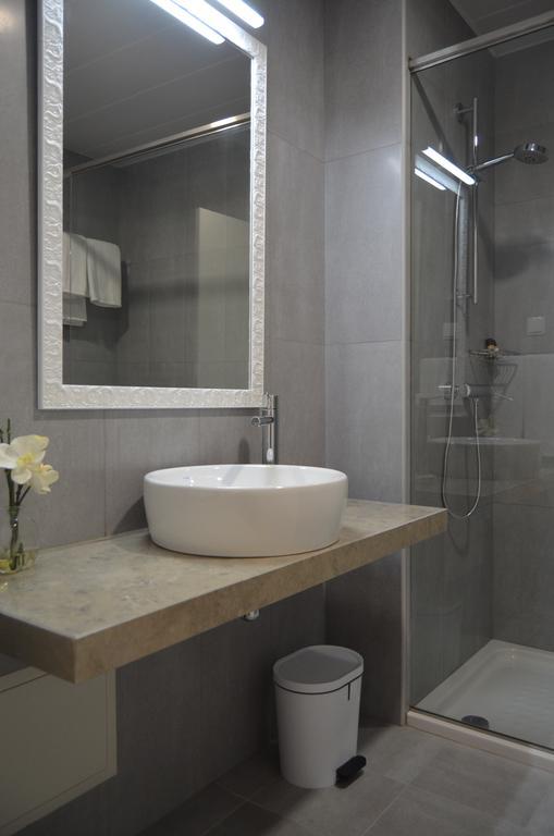 Studios Funchal By Petit Hotels מראה חיצוני תמונה
